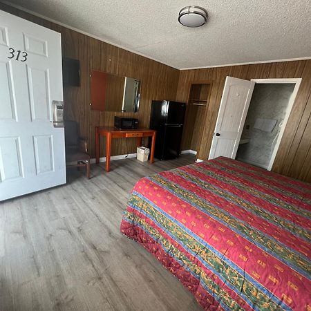 Pinelodge Motel Baxley ภายนอก รูปภาพ