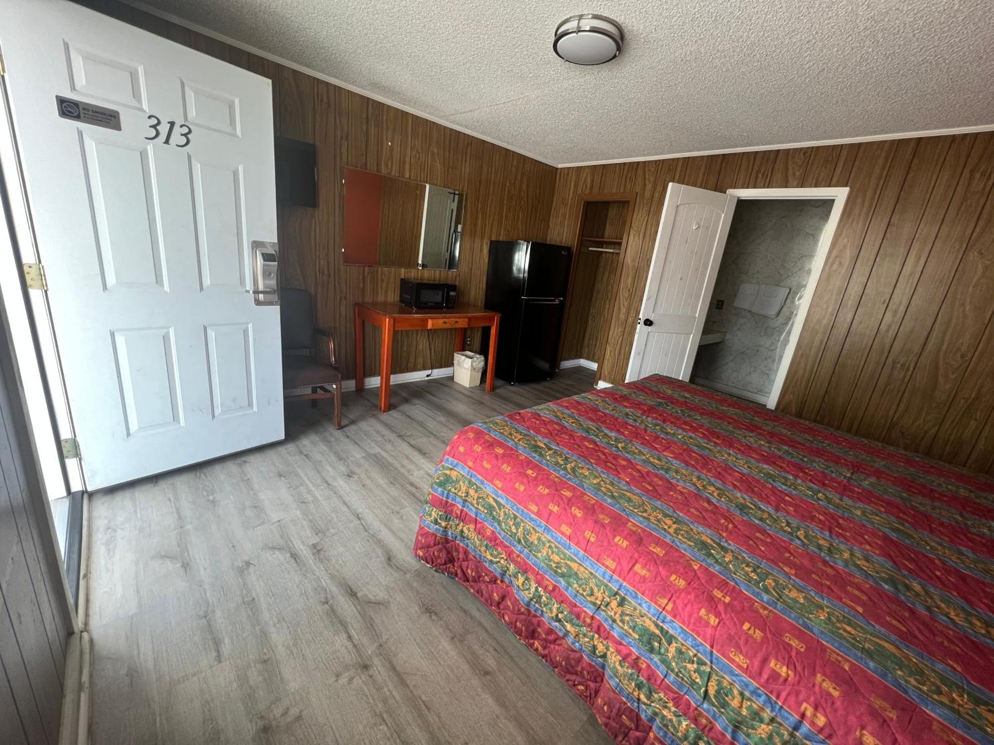 Pinelodge Motel Baxley ภายนอก รูปภาพ